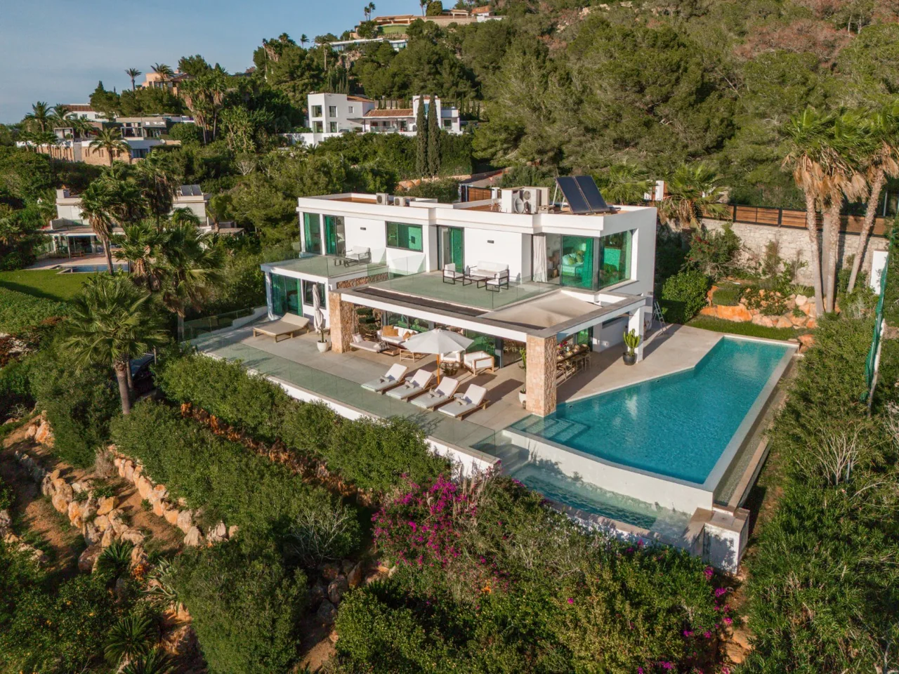 Pura Vista