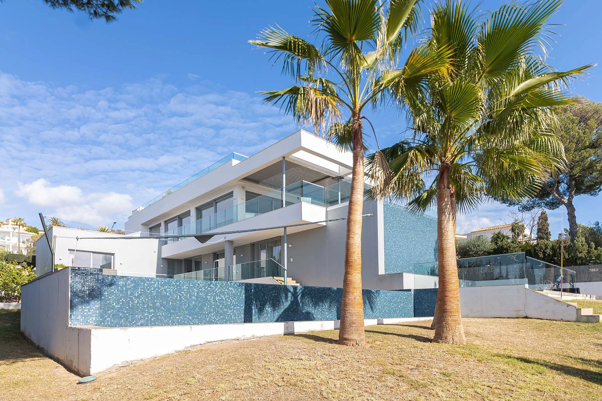 Modern villa with sea views and two pools