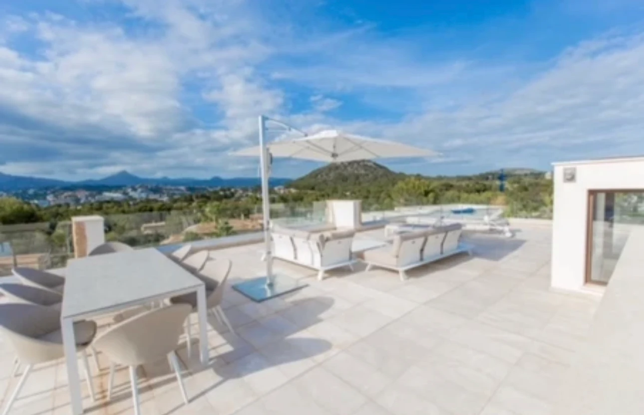 Refurbished luxury villa in Santa Ponsa