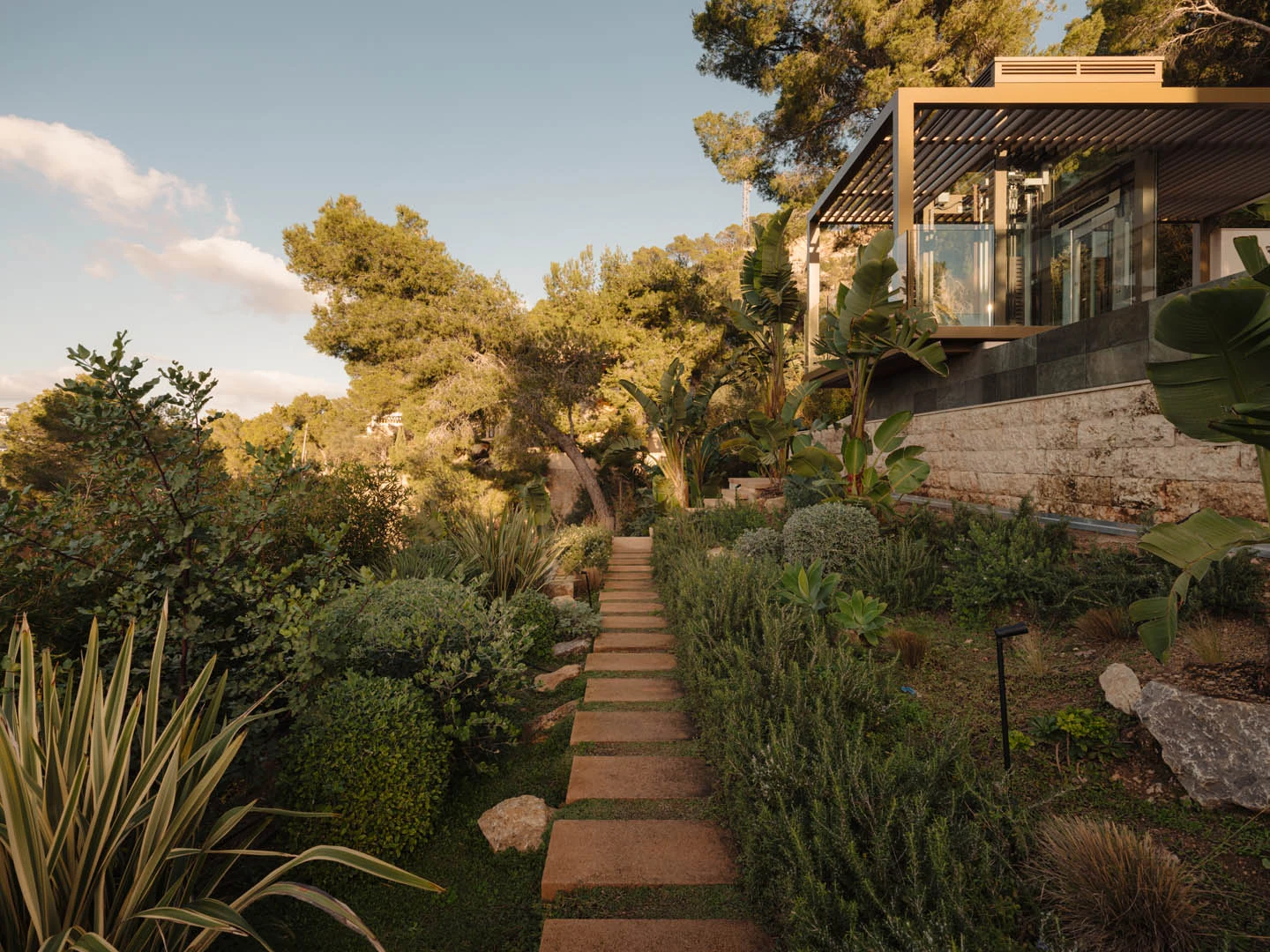 Exclusive Luxury Villa with Stunning Sea Views