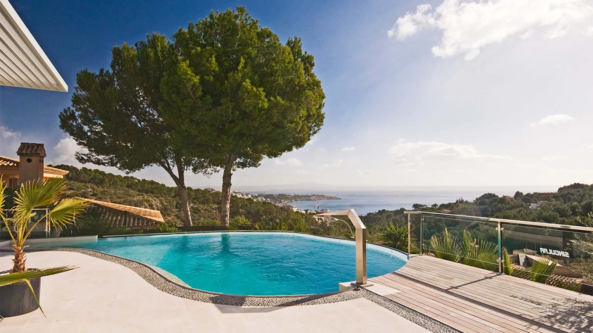 Sea view villa in Anchorage Hill