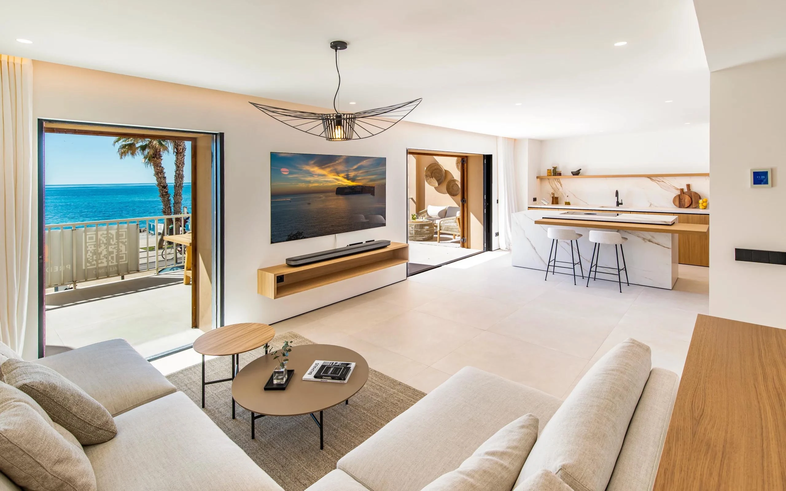 Luxury in first sea row